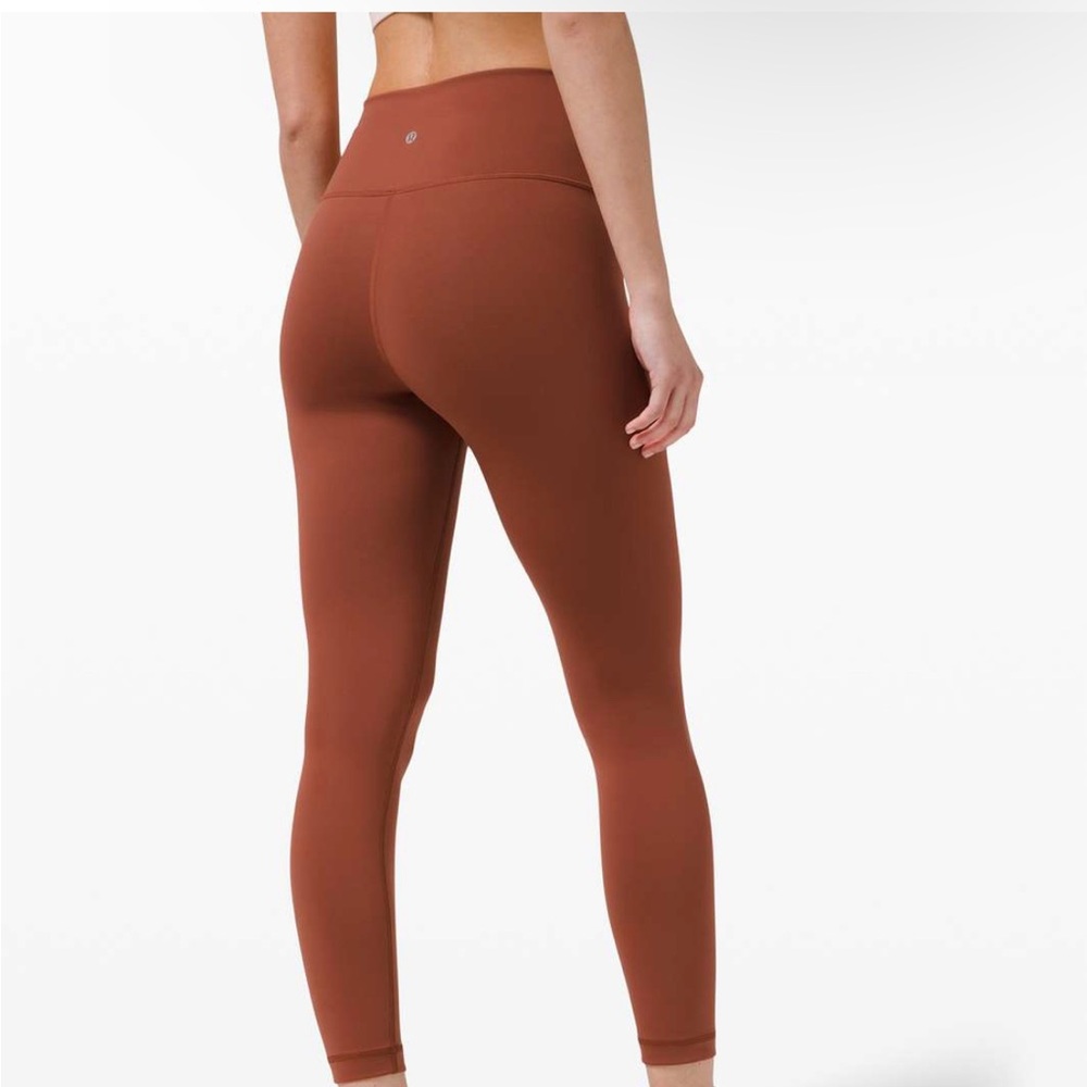 Lululemon Dark terracotta Wunder trains